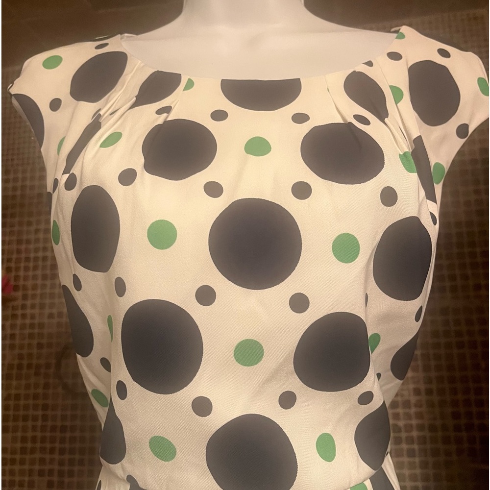 Dress Barn polka dot dress (8) w/o belt       White B/G blue & green polka dots